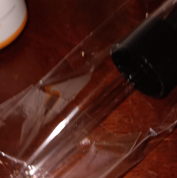 Avon Beyond Glow Ferulic Acid Serum - Picture 4 of 6